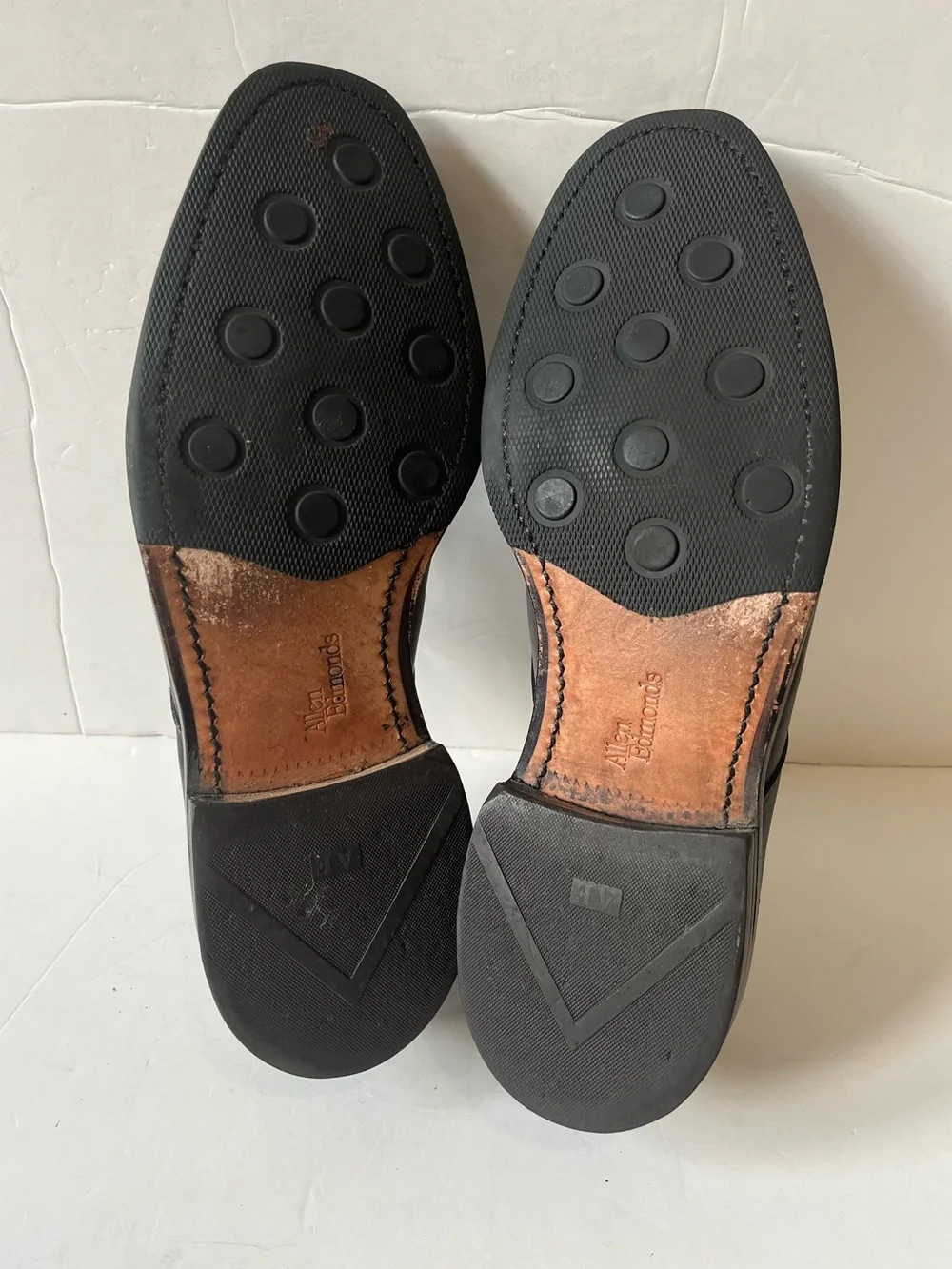 Allen Edmonds Denton black leather split-toe lace-up derby dress shoes size 9.5D